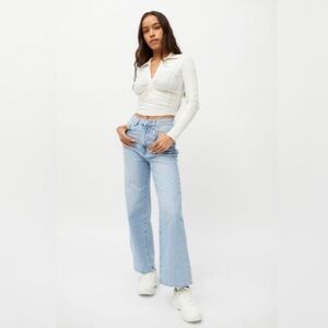 BDG High and Wide Jeans - size 26 - Light Wash